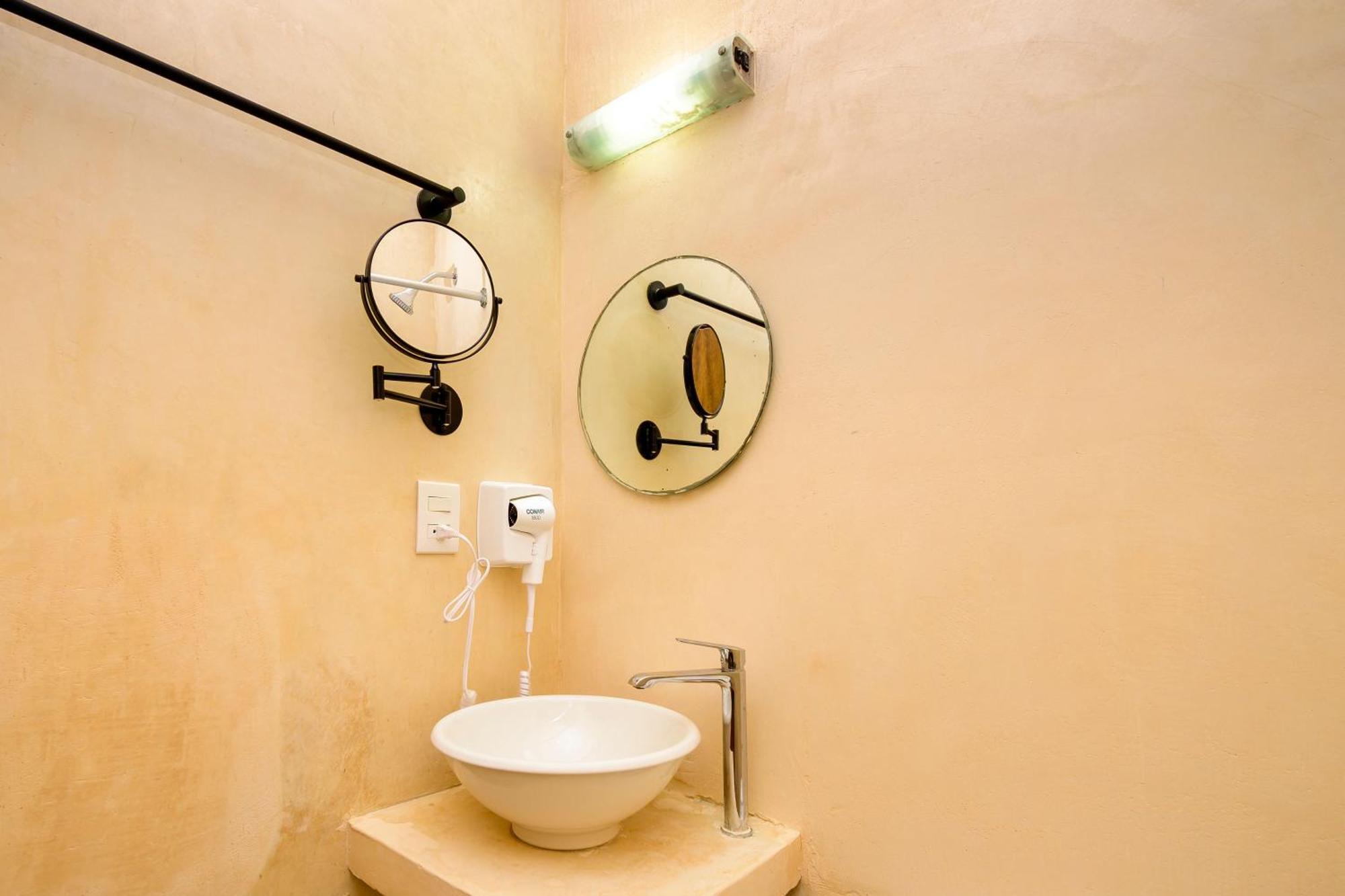 Hotel Paso Del Mar Плая дел Кармен Екстериор снимка
