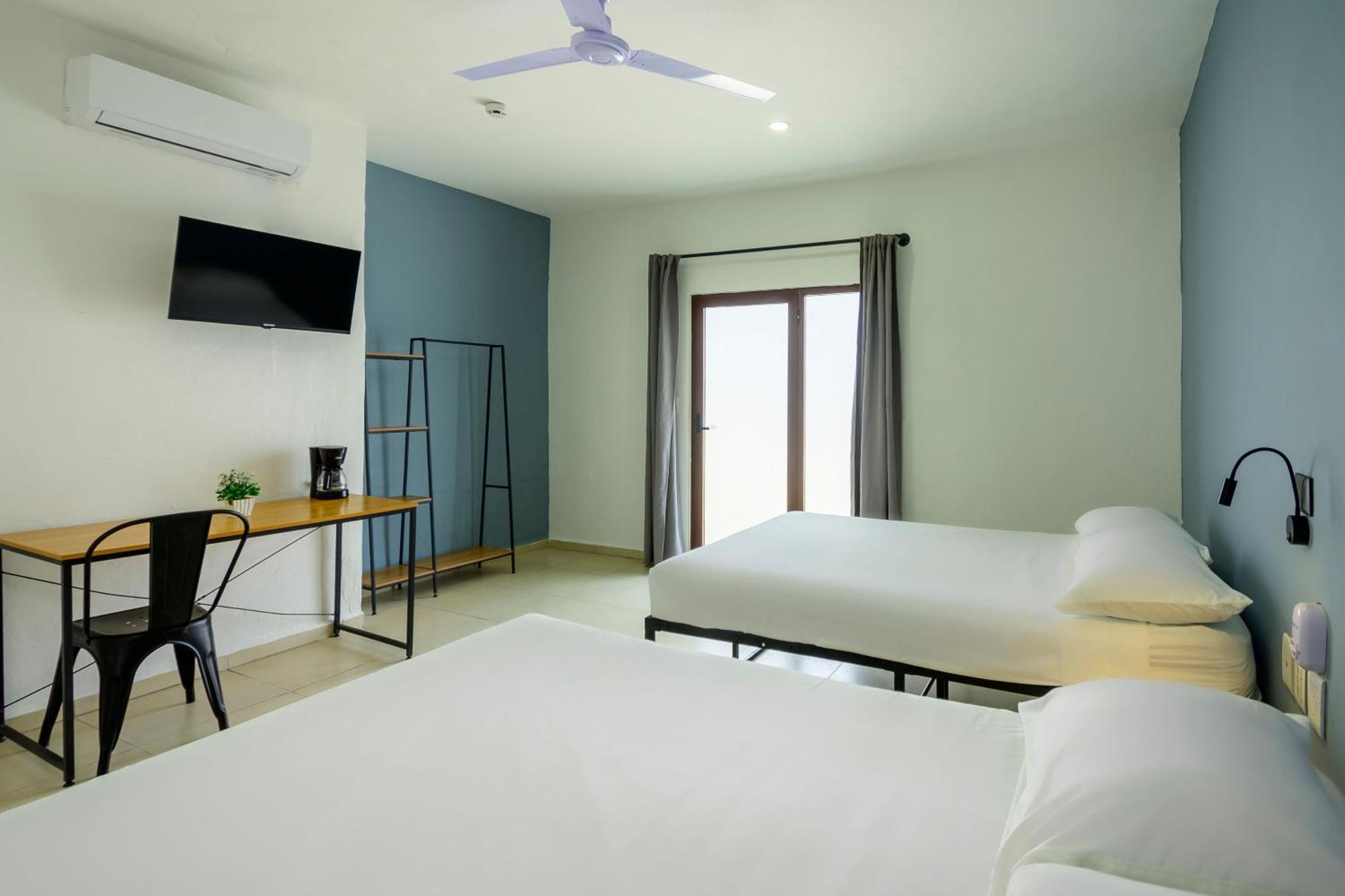 Hotel Paso Del Mar Плая дел Кармен Екстериор снимка
